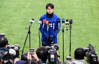 Sao Hàn Quốc Lee Kang-in công khai xin lỗi