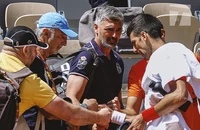 Djokovic đường ai nấy đi với HLV cùng đoạt 12 Grand Slam
