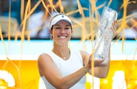 Đảo lộn mọi dự đoán, cựu binh 30 tuổi đăng quang Miami Open