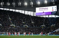 Clip Arsenal mất cúp vì VAR