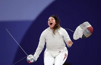 Kiếm thủ mang thai 7 tháng vẫn thắng trận ở Olympic