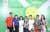 Tài tử Huy Khánh cùng vợ đấu giải Pickleball Báo Phụ Nữ TP.HCM