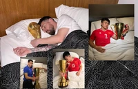 Lên đỉnh AFF Cup 2024, chùm ảnh sao Việt “copy” cảnh Messi ôm cúp ngủ
