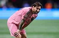 Messi chia tay đội tuyển Argentina