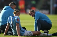 Man City hồi hộp với chấn thương của Haaland