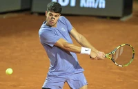 Zverev, Alcaraz thẳng tiến ở Rome Masters