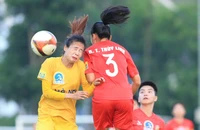 Đương kim vô địch khẳng định vị thế dẫn đầu