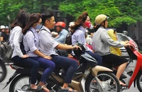 TP.HCM: Đề nghị xử nghiêm học sinh không đội mũ bảo hiểm 