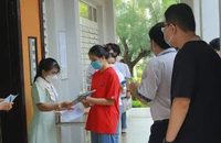 2 đại học Quốc gia đồng loạt tăng mạnh lệ phí thi đánh giá năng lực