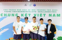 Học sinh ‘bắn’ tiếng Anh như gió tại chung kết về bảo vệ môi trường