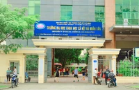 Sinh viên xuất sắc và giỏi ‘sốc’ vì học bổng bị cắt giảm mạnh