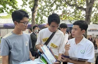 Nhiều trường đại học tại Hà Nội thông báo xét tuyển bổ sung