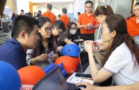 Mức lương nào cho sinh viên mới ra trường?
