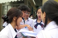 2 trường đại học ở TP.HCM gây bất ngờ về điểm sàn thi tốt nghiệp THPT