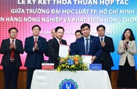 Trường ĐH Luật TP.HCM hợp tác đào tạo nhân lực ngành ngân hàng