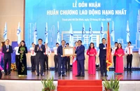 ĐH Quốc gia TP.HCM đón nhận Huân chương lao động hạng Nhất