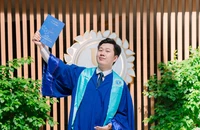 Hành trình bền bỉ từ 1 học sinh bình thường đến thủ khoa Trường ĐH Luật TP.HCM