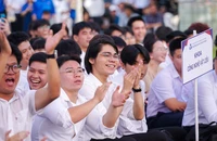 Giải mã doanh thu nghìn tỉ của nhiều trường đại học hiện nay