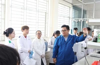 Thu nghìn tỉ nhưng khoa học công nghệ ‘nhỏ giọt’