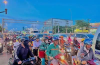 Giao thông ùn ứ đoạn cầu vượt Linh Xuân, Thủ Đức