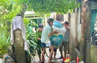 TP.HCM khẩn trương khắc phục sự cố sau trận mưa lớn 