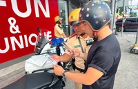 TP.HCM: Người dân có thể đóng phạt vi phạm giao thông tại chỗ qua mã QR