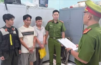 Công an bắt giữ 4 tài xế gây rối tại khu vực sân bay Tân Sơn Nhất