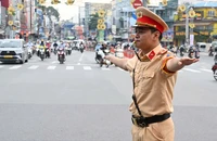 CSGT TP.HCM ra quân, bảo đảm giao thông ngày người dân trở lại làm việc sau Tết