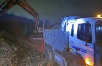 Khai thác đất trái phép, bị phạt 69 triệu đồng