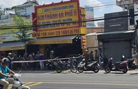 Nhóm người dùng búa cướp tiệm vàng ở TP.HCM