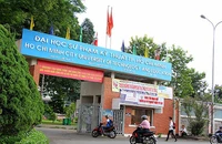 ĐH Sư phạm kỹ thuật TP.HCM phải khôi phục quyền lợi của TS Trương Thị Hiền