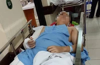 Nam sinh nhảy từ tầng 3 xuống đất, nghi do bị bạn học ‘chế giễu’