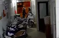 Hà Nội: Công an xác minh clip cô gái trẻ bị sàm sỡ ở khu nhà trọ