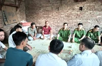 Công an huyện tới nhà dân xin lỗi sau việc 3 công an ‘bắn nhầm’ dê