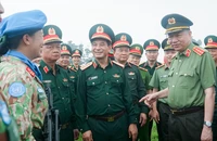 Kiểm tra hợp luyện các lực lượng diễu binh, diễu hành trong lễ kỷ niệm 70 năm Chiến thắng Điện Biên Phủ