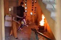 Lần hiếm hoi phạt tiền người dân đốt vàng mã do vi phạm về phòng cháy, chữa cháy