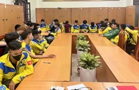 Tạm giữ 14 lái xe công nghệ tụ tập đánh nhau ở Hà Nội