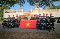 Đoàn cứu trợ của Bộ Công an trao gần 3 tấn thuốc, thiết bị y tế cho nước bạn Myanmar
