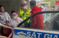 CSGT kịp thời dùng xe đặc chủng giúp đỡ sản phụ tới bệnh viện sinh con