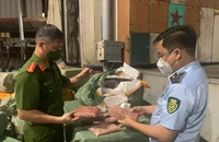 Công an Hà Nội phối hợp bắt giữ 9 vụ thực phẩm bẩn trong 1 tháng