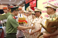 30 lãnh đạo, chỉ huy cấp phòng thuộc Công an TP Hà Nội nghỉ hưu trước tuổi