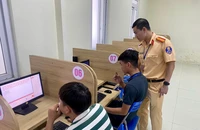 Công an Hà Nội khai mạc kỳ sát hạch cấp Giấy phép lái xe ô tô