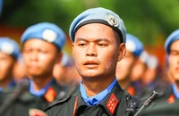 Lực lượng Công an nhân dân hợp luyện diễu binh, diễu hành trong cái nóng gay gắt