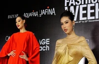 Dàn chân dài 1m1 đại náo thảm đỏ Tuần lễ thời trang quốc tế Việt Nam 2021