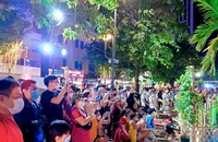 Người dân TP.HCM nô nức dự lễ khai mạc ‘Ngày Sách và văn hoá đọc Việt Nam’