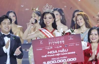 Đoàn Thu Thủy đăng quang Hoa hậu Thể thao Việt Nam