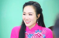 Hoa hậu quý bà thăm lực lượng cảnh sát PCCC