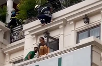 Giải cứu ngoạn mục cô gái định nhảy lầu ở Gò Vấp 