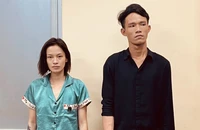 Thiếu nữ bị xông vào đánh, tố giật chồng để cướp vàng trong đêm