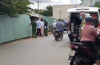Người bán gà lao xuống kênh đen cứu 1 phụ nữ nhảy cầu Bà Hom